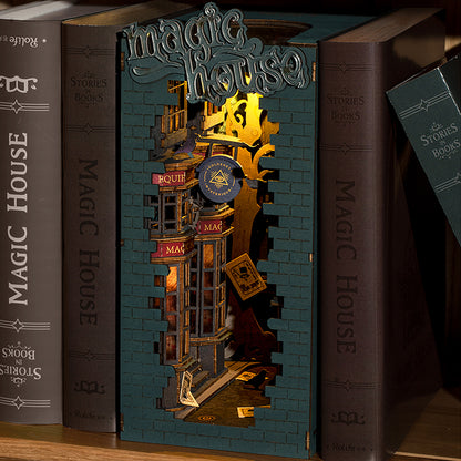 RoLife: Magic House